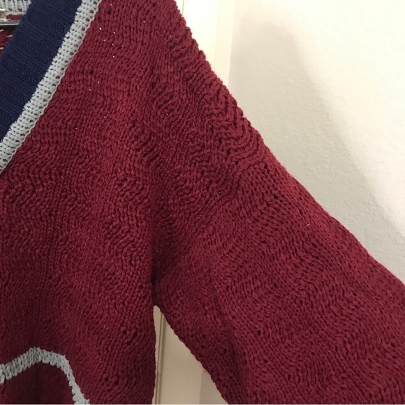 Vintage Wayne Scott maroon and blue knit V-neck sweater - Picture 6 of 14